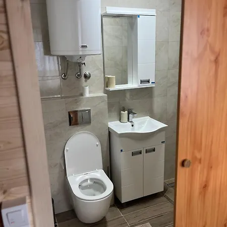 Seoski Turizam Domacinstvo Tosanic 아파트 Tripkova