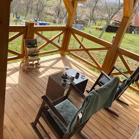 Seoski Turizam Domacinstvo Tosanic 아파트 Tripkova